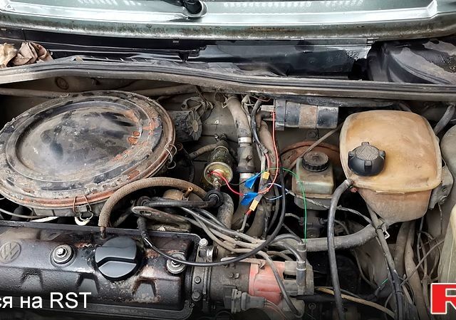 Фольксваген Гольф, объемом двигателя 1.3 л и пробегом 0 тыс. км за 1500 $, фото 10 на Automoto.ua