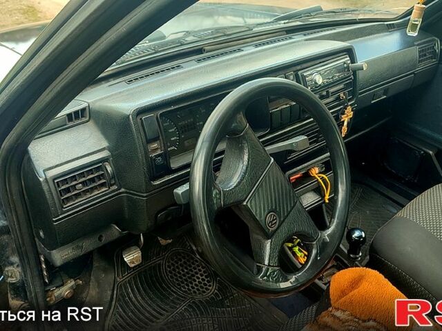 Фольксваген Гольф, объемом двигателя 1.6 л и пробегом 200 тыс. км за 1500 $, фото 5 на Automoto.ua