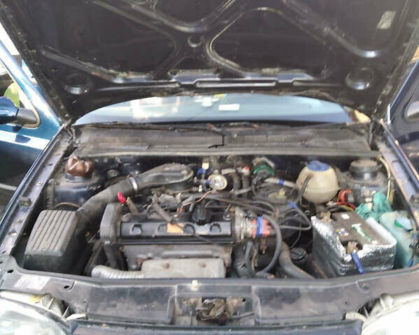 Фольксваген Гольф, объемом двигателя 1.6 л и пробегом 270 тыс. км за 2700 $, фото 7 на Automoto.ua