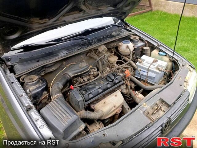 Фольксваген Гольф, объемом двигателя 1.4 л и пробегом 285 тыс. км за 2350 $, фото 5 на Automoto.ua