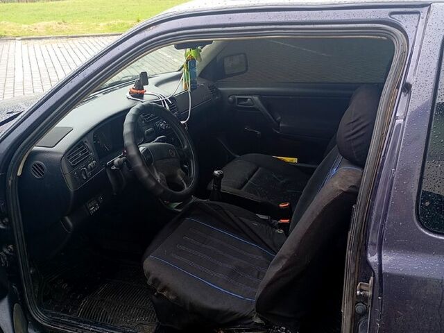 Фольксваген Гольф, об'ємом двигуна 1.9 л та пробігом 250 тис. км за 1600 $, фото 4 на Automoto.ua