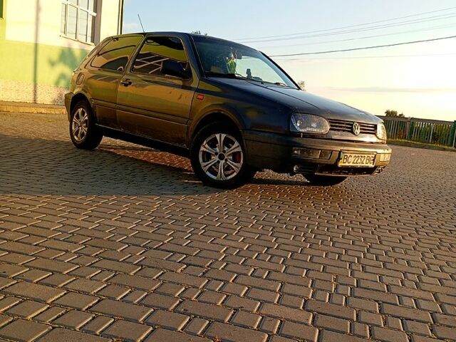 Фольксваген Гольф, об'ємом двигуна 1.9 л та пробігом 250 тис. км за 1600 $, фото 1 на Automoto.ua