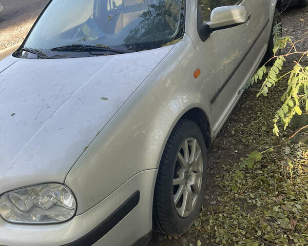 Фольксваген Гольф, объемом двигателя 1.39 л и пробегом 276 тыс. км за 3300 $, фото 2 на Automoto.ua