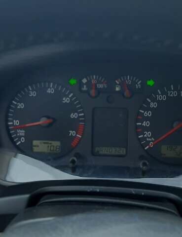 Фольксваген Гольф, объемом двигателя 1.6 л и пробегом 200 тыс. км за 4200 $, фото 1 на Automoto.ua