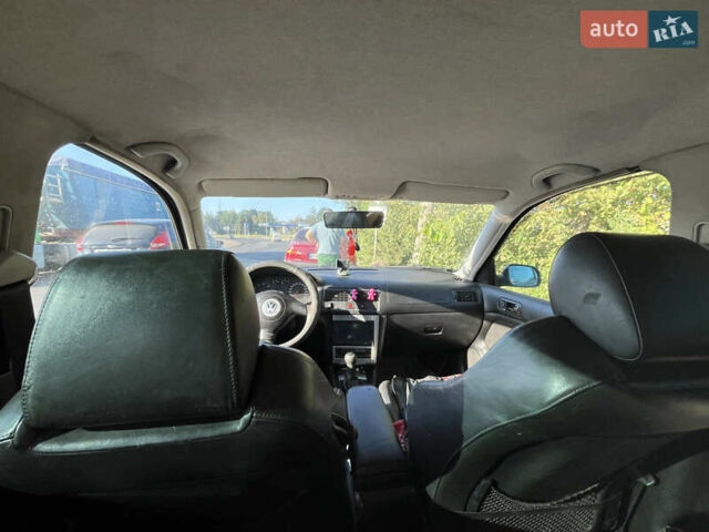 Фольксваген Гольф, объемом двигателя 1.6 л и пробегом 350 тыс. км за 3700 $, фото 1 на Automoto.ua