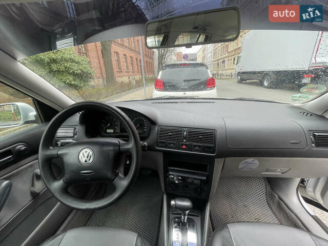 Фольксваген Гольф, объемом двигателя 1.6 л и пробегом 164 тыс. км за 5902 $, фото 17 на Automoto.ua