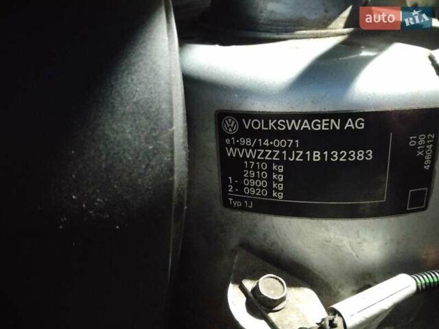 Фольксваген Гольф, объемом двигателя 1.6 л и пробегом 334 тыс. км за 4200 $, фото 7 на Automoto.ua