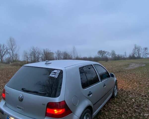 Фольксваген Гольф, объемом двигателя 1.6 л и пробегом 370 тыс. км за 4000 $, фото 6 на Automoto.ua