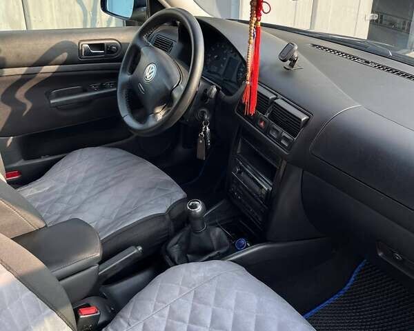 Фольксваген Гольф, объемом двигателя 1.6 л и пробегом 320 тыс. км за 5400 $, фото 10 на Automoto.ua