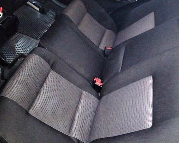 Фольксваген Гольф, объемом двигателя 1.6 л и пробегом 334 тыс. км за 4200 $, фото 12 на Automoto.ua