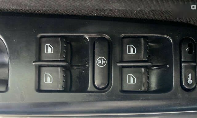 Фольксваген Гольф, объемом двигателя 1.6 л и пробегом 238 тыс. км за 4450 $, фото 6 на Automoto.ua