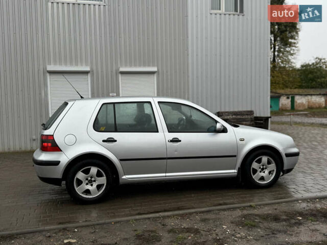 Фольксваген Гольф 2000 в Тростянец на Automoto.ua Фольксваген Гольф, объемом двигателя 1.4 л и пробегом 235 тыс. км за 3900 $, фото 5 на Automoto.ua