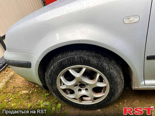 Фольксваген Гольф, объемом двигателя 1.9 л и пробегом 400 тыс. км за 3999 $, фото 3 на Automoto.ua