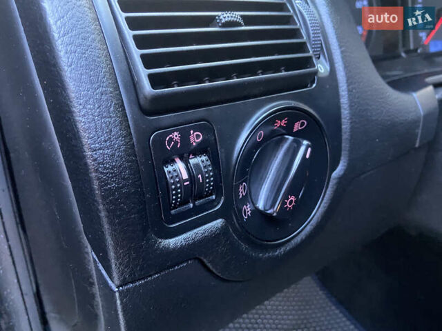 Фольксваген Гольф, объемом двигателя 1.78 л и пробегом 430 тыс. км за 3950 $, фото 22 на Automoto.ua