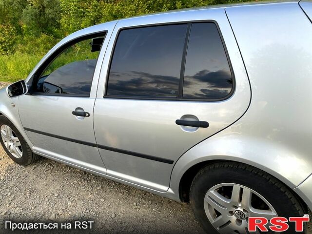 Фольксваген Гольф, объемом двигателя 1.4 л и пробегом 242 тыс. км за 5000 $, фото 1 на Automoto.ua