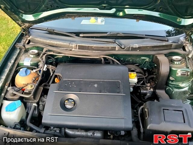 Фольксваген Гольф, объемом двигателя 1.6 л и пробегом 221 тыс. км за 4600 $, фото 3 на Automoto.ua