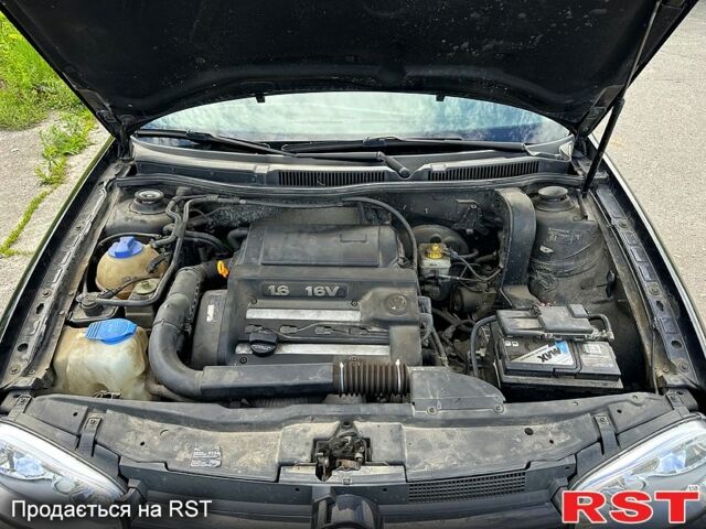 Фольксваген Гольф, объемом двигателя 1.6 л и пробегом 239 тыс. км за 4399 $, фото 7 на Automoto.ua