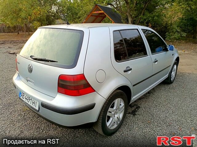 Фольксваген Гольф, объемом двигателя 1.4 л и пробегом 200 тыс. км за 3600 $, фото 3 на Automoto.ua