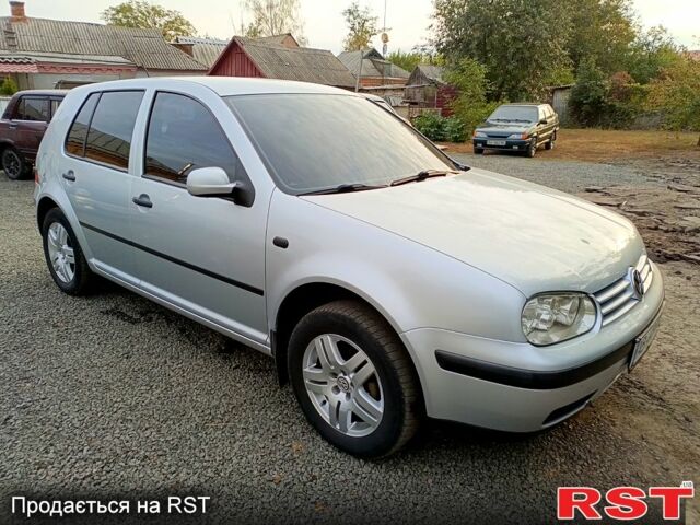 Фольксваген Гольф, объемом двигателя 1.4 л и пробегом 200 тыс. км за 3600 $, фото 1 на Automoto.ua