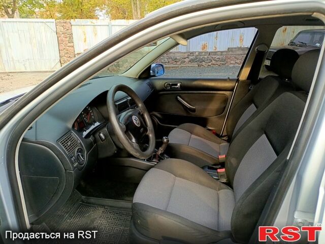 Фольксваген Гольф, объемом двигателя 1.4 л и пробегом 200 тыс. км за 3600 $, фото 5 на Automoto.ua