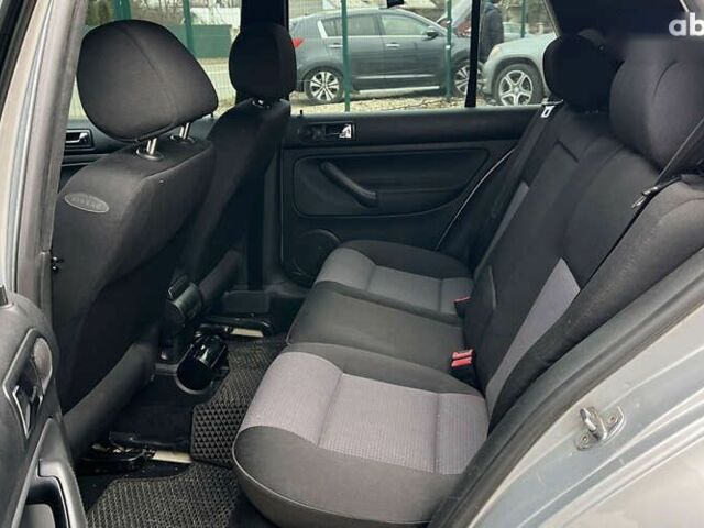 Фольксваген Гольф, объемом двигателя 1.6 л и пробегом 203 тыс. км за 5700 $, фото 17 на Automoto.ua