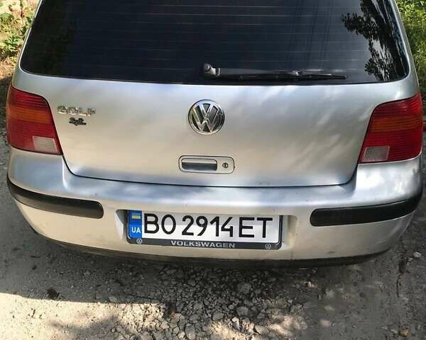 Фольксваген Гольф, объемом двигателя 1.39 л и пробегом 206 тыс. км за 3400 $, фото 17 на Automoto.ua