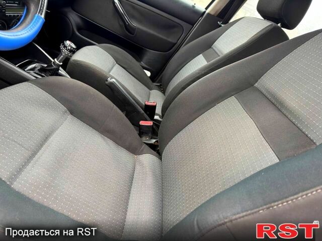 Фольксваген Гольф, об'ємом двигуна 1.4 л та пробігом 197 тис. км за 4350 $, фото 6 на Automoto.ua