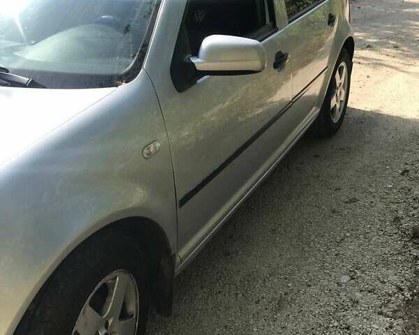 Фольксваген Гольф, объемом двигателя 1.39 л и пробегом 206 тыс. км за 3400 $, фото 2 на Automoto.ua