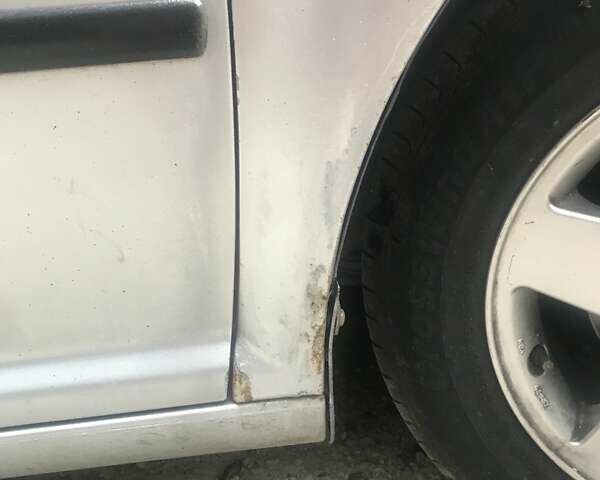 Фольксваген Гольф, объемом двигателя 1.39 л и пробегом 206 тыс. км за 3400 $, фото 7 на Automoto.ua