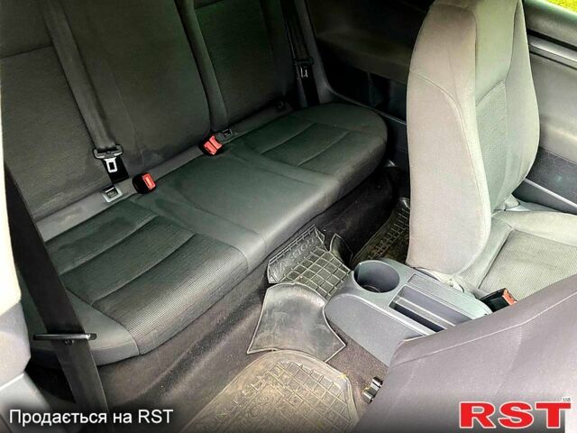 Фольксваген Гольф, объемом двигателя 1.4 л и пробегом 330 тыс. км за 3550 $, фото 4 на Automoto.ua