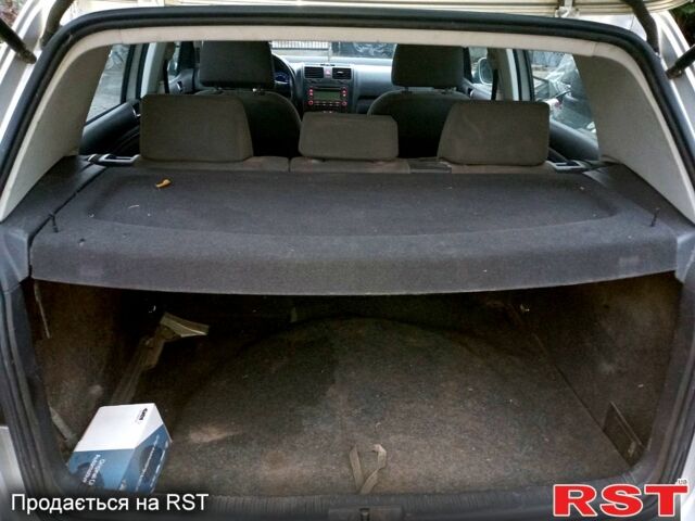 Фольксваген Гольф, объемом двигателя 1.6 л и пробегом 189 тыс. км за 3650 $, фото 3 на Automoto.ua