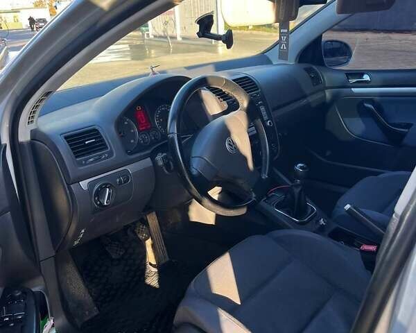 Фольксваген Гольф, объемом двигателя 1.97 л и пробегом 380 тыс. км за 5400 $, фото 4 на Automoto.ua