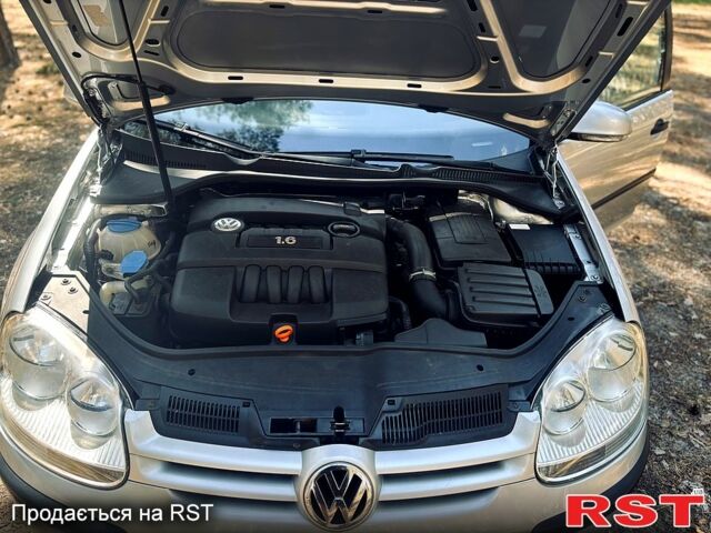 Фольксваген Гольф, об'ємом двигуна 1.6 л та пробігом 260 тис. км за 5650 $, фото 4 на Automoto.ua