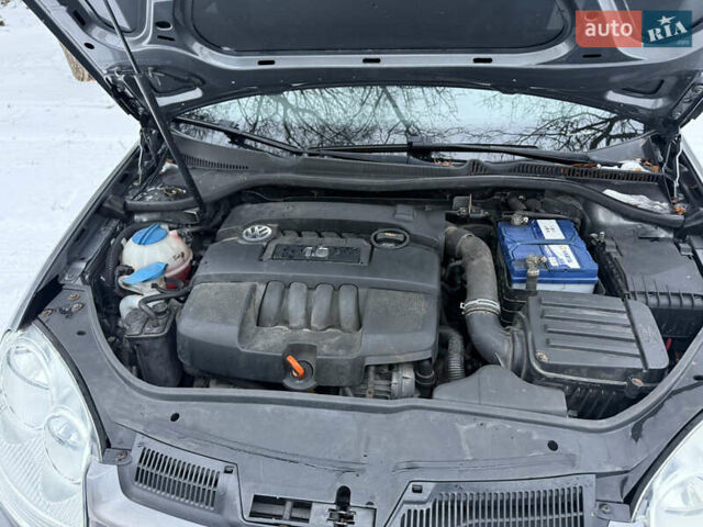 Фольксваген Гольф, объемом двигателя 1.6 л и пробегом 214 тыс. км за 4300 $, фото 10 на Automoto.ua