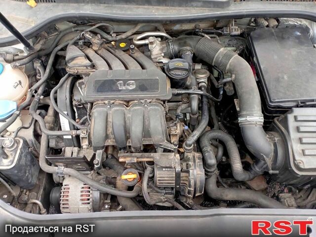 Фольксваген Гольф, объемом двигателя 1.6 л и пробегом 189 тыс. км за 3650 $, фото 5 на Automoto.ua