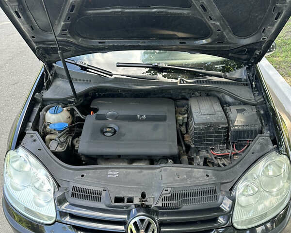 Фольксваген Гольф, объемом двигателя 1.4 л и пробегом 294 тыс. км за 4800 $, фото 17 на Automoto.ua