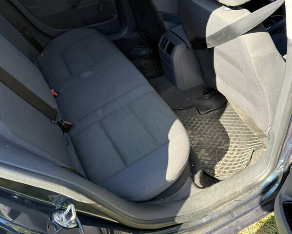 Фольксваген Гольф, объемом двигателя 1.9 л и пробегом 301 тыс. км за 2400 $, фото 7 на Automoto.ua