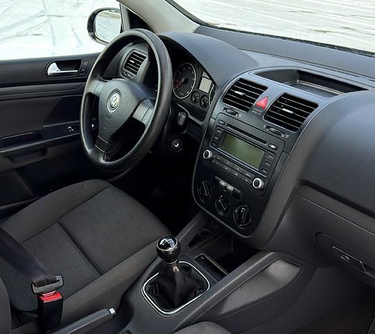 Фольксваген Гольф, объемом двигателя 14 л и пробегом 223 тыс. км за 5650 $, фото 8 на Automoto.ua