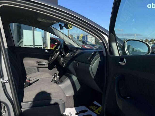 Фольксваген Гольф, об'ємом двигуна 1.4 л та пробігом 228 тис. км за 5800 $, фото 8 на Automoto.ua