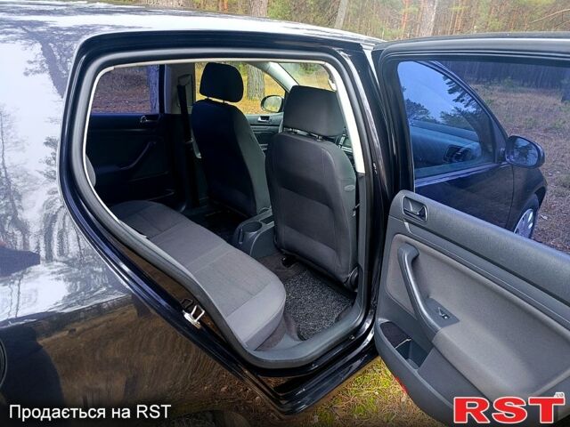 Фольксваген Гольф, объемом двигателя 1.6 л и пробегом 200 тыс. км за 5700 $, фото 9 на Automoto.ua