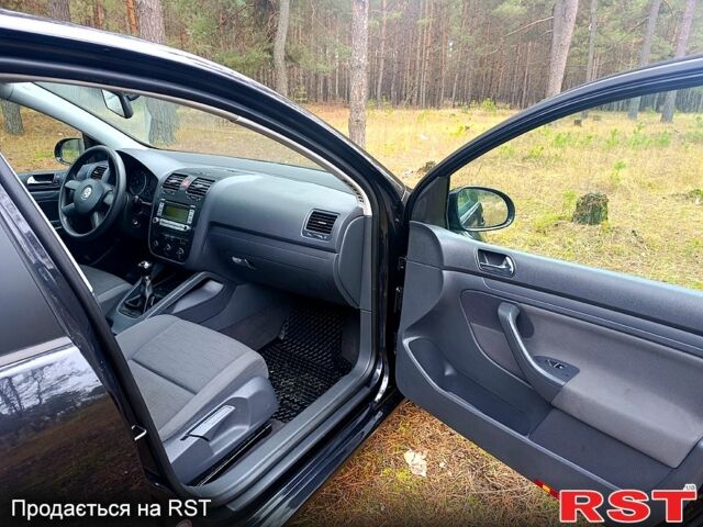 Фольксваген Гольф, объемом двигателя 1.6 л и пробегом 200 тыс. км за 5700 $, фото 10 на Automoto.ua