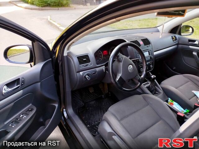 Фольксваген Гольф, об'ємом двигуна 1.6 л та пробігом 280 тис. км за 4700 $, фото 4 на Automoto.ua