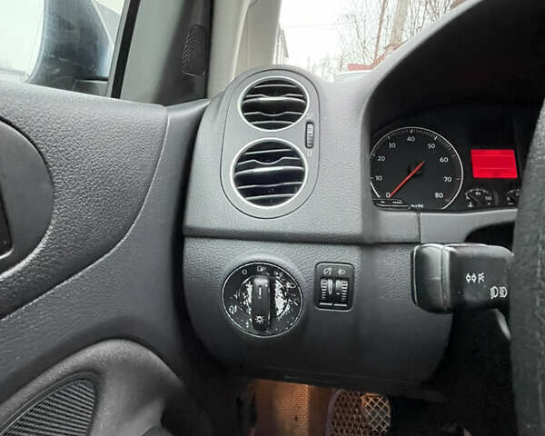 Фольксваген Гольф, объемом двигателя 1.4 л и пробегом 191 тыс. км за 5500 $, фото 21 на Automoto.ua