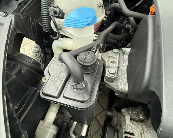 Фольксваген Гольф, объемом двигателя 1.4 л и пробегом 250 тыс. км за 4600 $, фото 18 на Automoto.ua