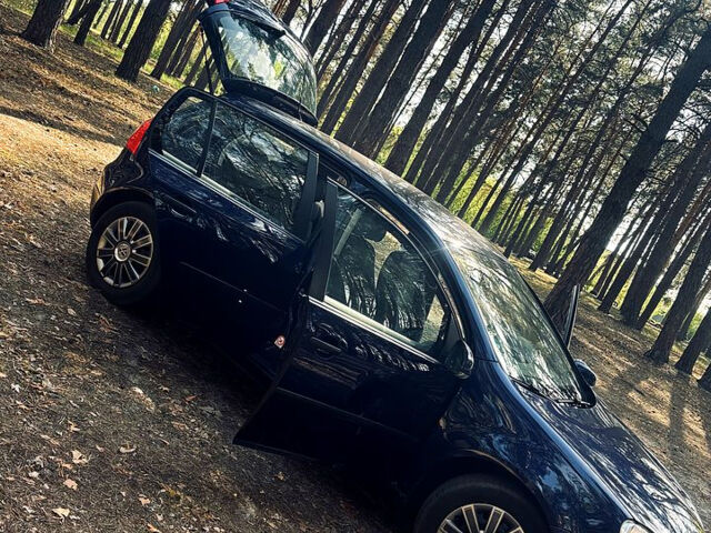 Фольксваген Гольф, об'ємом двигуна 1.6 л та пробігом 225 тис. км за 5400 $, фото 1 на Automoto.ua