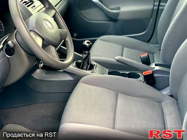 Фольксваген Гольф, об'ємом двигуна 1.6 л та пробігом 204 тис. км за 5900 $, фото 5 на Automoto.ua