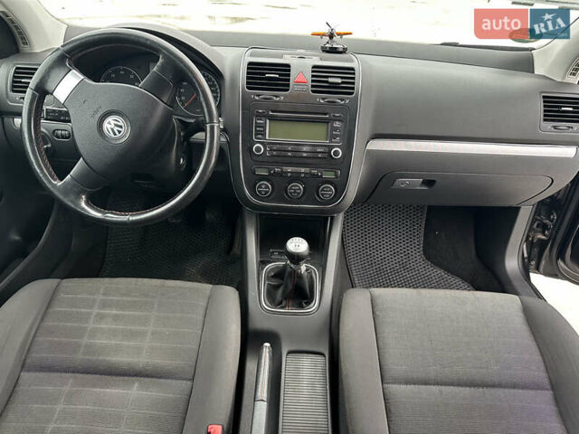 Фольксваген Гольф, об'ємом двигуна 1.4 л та пробігом 242 тис. км за 5800 $, фото 10 на Automoto.ua
