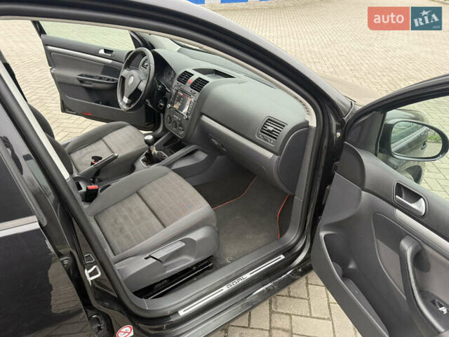 Фольксваген Гольф, объемом двигателя 1.4 л и пробегом 250 тыс. км за 4600 $, фото 13 на Automoto.ua