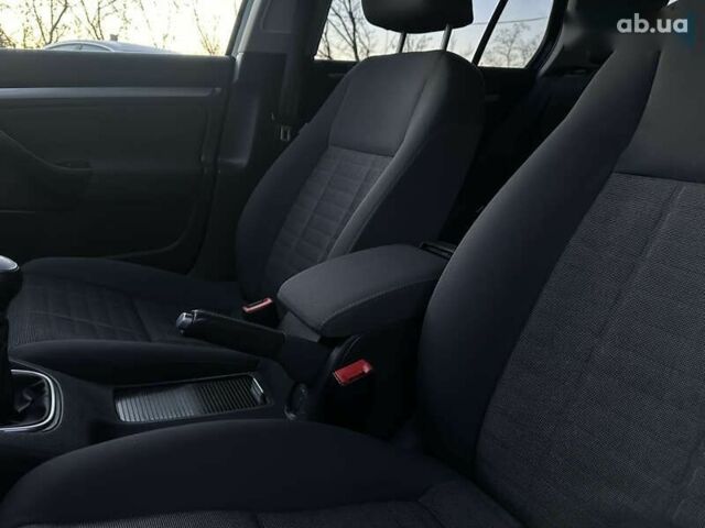 Фольксваген Гольф, объемом двигателя 1.4 л и пробегом 271 тыс. км за 5700 $, фото 28 на Automoto.ua