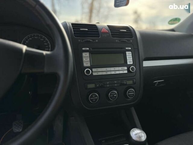 Фольксваген Гольф, объемом двигателя 1.6 л и пробегом 235 тыс. км за 5100 $, фото 26 на Automoto.ua